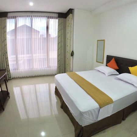 Padma Laguna Guesthouse Baturetno Экстерьер фото